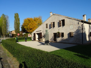 18-dsc00893